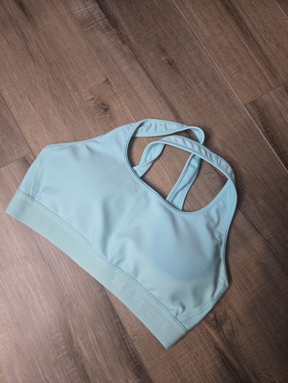 Under Armour Light Blue Racerback Sports Bra – large